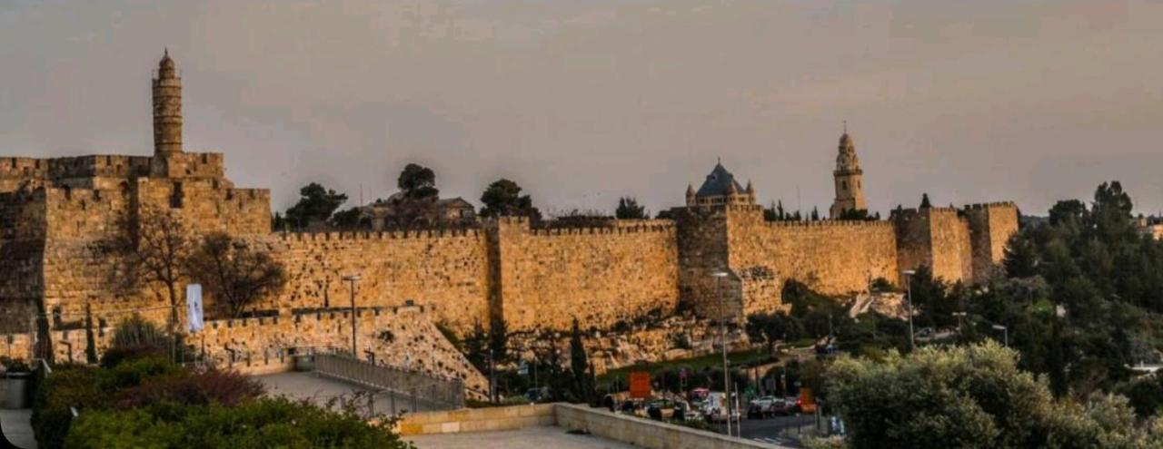 Jaffa 17- Shani Studio Suite Jerusalem Eksteriør billede